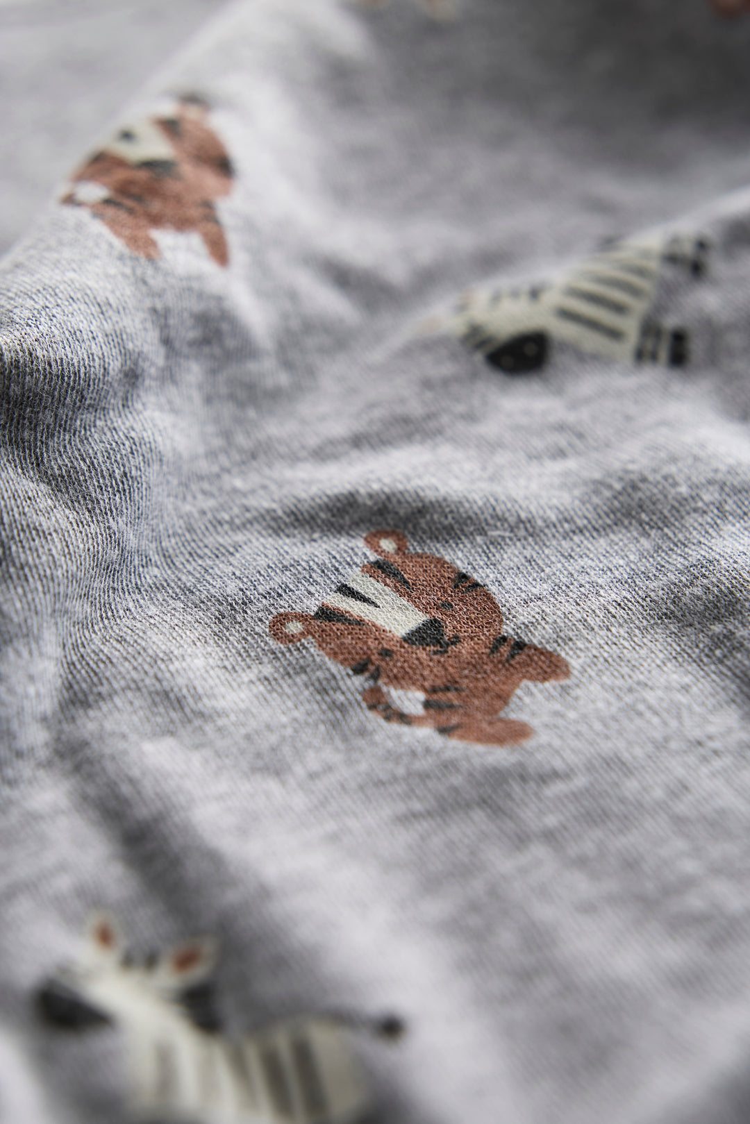 100% Cotton Onesies and Pant Set – Safari Friends (Grey)