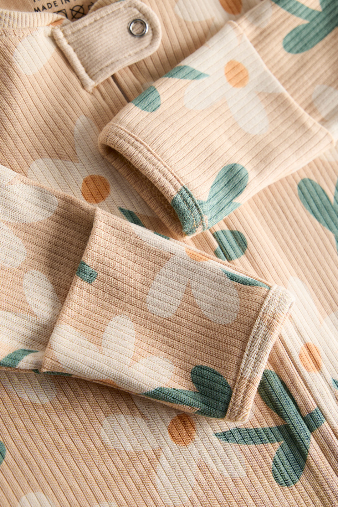 100% Cotton Baby Zipper Sleepsuit with Feet | Babies Sleepwear | Bright floral