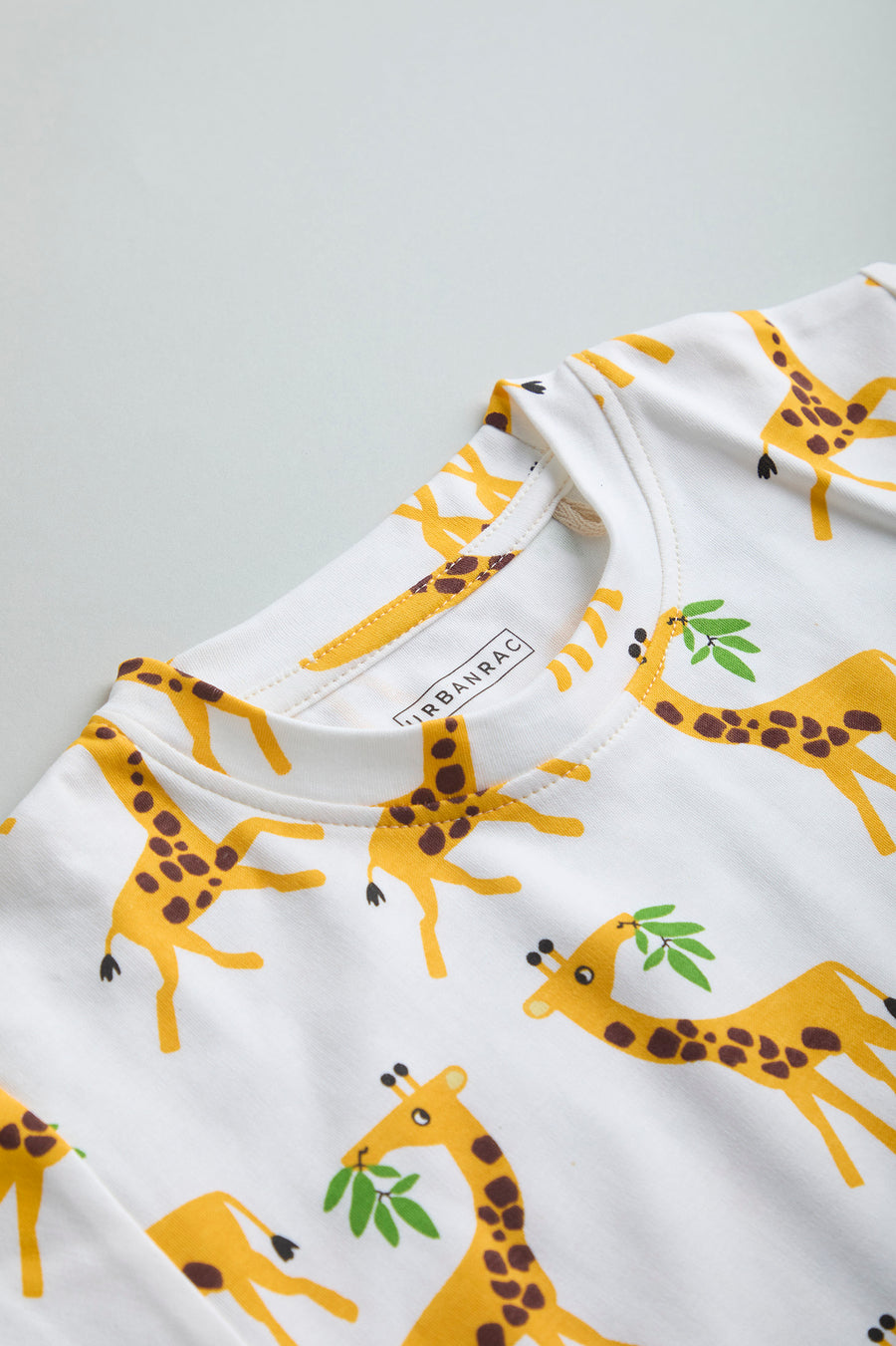 GOTS Certified Organic Cotton Sleepwear Set for Toddlers| Giraffe Print - Urbanrac